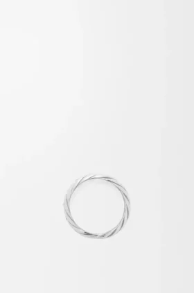 Anillo trenzado de plata de ley