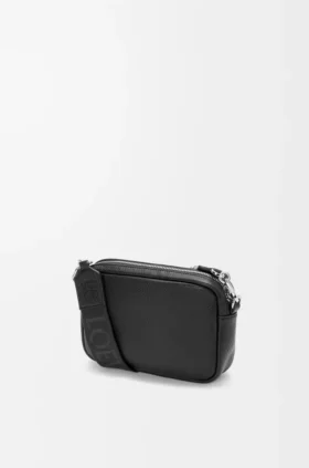 Bandolera «Pebble» pequeña en piel de becerro granulada y flexible