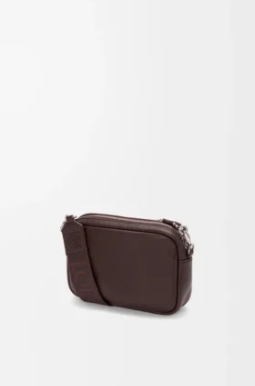 Bandolera «Pebble» pequeña en piel de becerro granulada y flexible