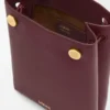 Bolsita «Pebble» en piel de becerro lisa