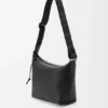 Bolso bandolera Cubi pequeño en piel de becerro lisa y suave con jacquard