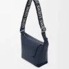 Bolso bandolera Cubi pequeño en piel de becerro lisa y suave con jacquard
