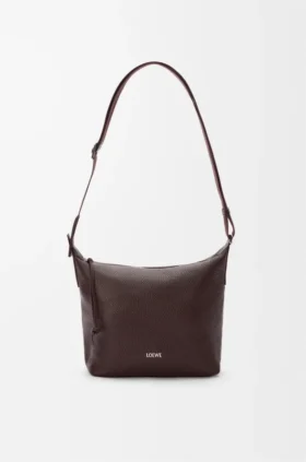 Bolso bandolera pequeño Cubi en piel de becerro granulada y flexible