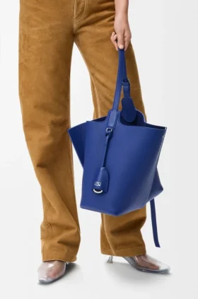 Bolso Bilbao mediano de piel de becerro lisa