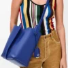 Bolso Bilbao mediano de piel de becerro lisa