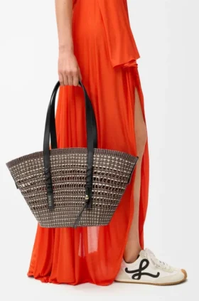 Bolso «Braid Basket» mediano de palma de iraca y piel de becerro