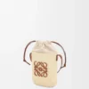 Bolso cuadrado de palma de iraca y piel de becerro