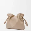 Bolso de mano Flamenco grande en piel de becerro napa