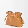 Bolso de mano Flamenco mediano en piel de becerro napa
