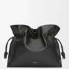 Bolso de mano Flamenco XL en piel de becerro napa