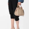 Bolso Hammock Compact en piel de becerro de grano suave