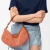 Bolso Loewe Swing mediano de rafia y piel de becerro