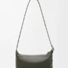 Bolso Loop Hobo mediano en piel de becerro granulada y flexible