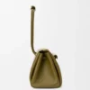 Bolso Madrid mediano en piel de becerro flexible
