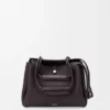 Bolso Madrid mediano en piel de becerro granulada y flexible