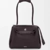 Bolso Madrid mediano en piel de becerro granulada y flexible