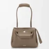 Bolso Madrid pequeño en piel de becerro granulada y flexible