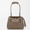 Bolso Madrid pequeño en piel de becerro granulada y flexible