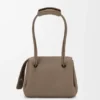Bolso Madrid pequeño en piel de becerro granulada y flexible