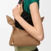 Bolso «Mini Scarf» en piel de becerro lisa