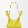 Bolso «Mini Scarf» en piel de becerro lisa