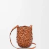 Bolso Nest Basket pequeño en piel de becerro