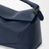 Bolso Puzzle Edge mediano en piel de becerro de grano suave