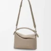 Bolso Puzzle Edge pequeño en piel de becerro de grano suave