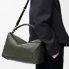 Bolso Puzzle grande en piel de becerro granulada y flexible