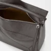 Bolso Puzzle grande en piel de becerro granulada y flexible