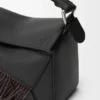 Bolso Puzzle pequeño con flecos en piel de becerro clásica