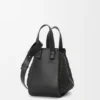 Bolso tipo hammock compacto de piel de becerro