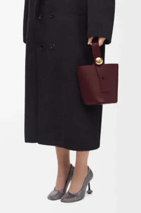Bolso tipo Pebble Bucket «Mini Pebble» en piel de becerro lisa