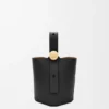 Bolso tipo Pebble Bucket «Mini Pebble» en piel de becerro lisa