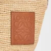 Bolso tipo pochette con abertura, de rafia y piel de becerro