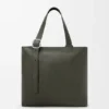 Bolso tote «Loop» con cremallera en piel de becerro granulada y flexible