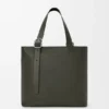 Bolso tote «Loop» con cremallera en piel de becerro granulada y flexible