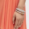 Brazalete retorcido de piel de becerro