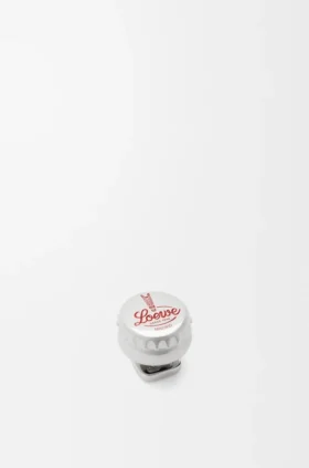 Broche con forma de tapón de botella
