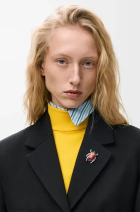 Broche «Scarabeo» de plata de ley y esmalte