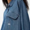 Camisa con cinturón de denim