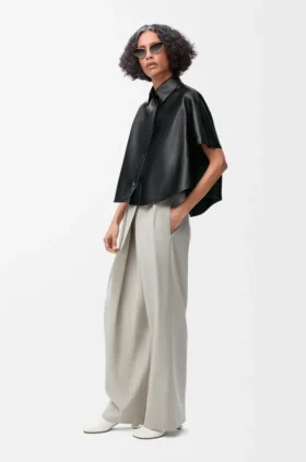 Camisas de manga corta con corte trapecio en piel de cordero napa