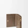 Cartera compacta Anagram de piel de ternera graneada