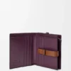 Cartera compacta con cremallera de piel de becerro de grano suave