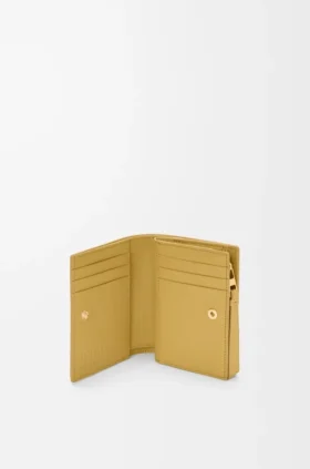 Cartera compacta «Puzzle» en piel de becerro clásica