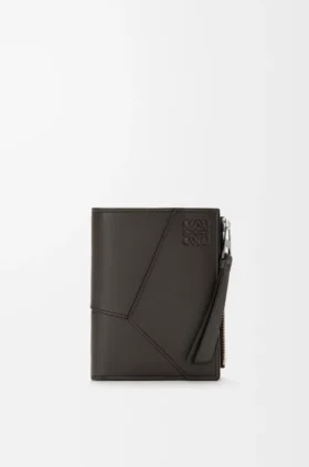 Cartera compacta y delgada «Puzzle» en piel de becerro clásica