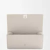 Cartera Continental Anagram en piel de becerro con grano de Pebble