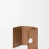 Cartera de tres pliegues «Pebble» en piel de becerro con grano «Pebble»
