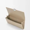 Cartera «Pebble Continental» en piel de becerro con grano «Pebble»