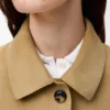 Chaqueta con puños remangados de piel de cordero ante